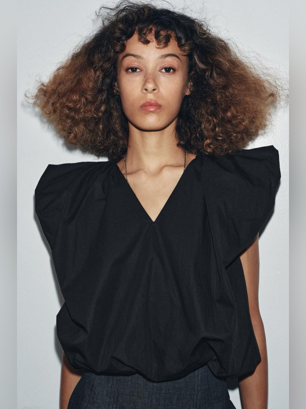 ZARA Black Sleeveles Poplin Bubble top with gathered hem S NWT - Picture 3 of 15